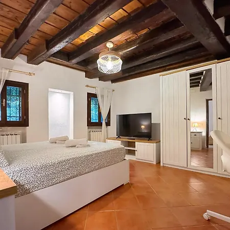 Casa Alleria *
