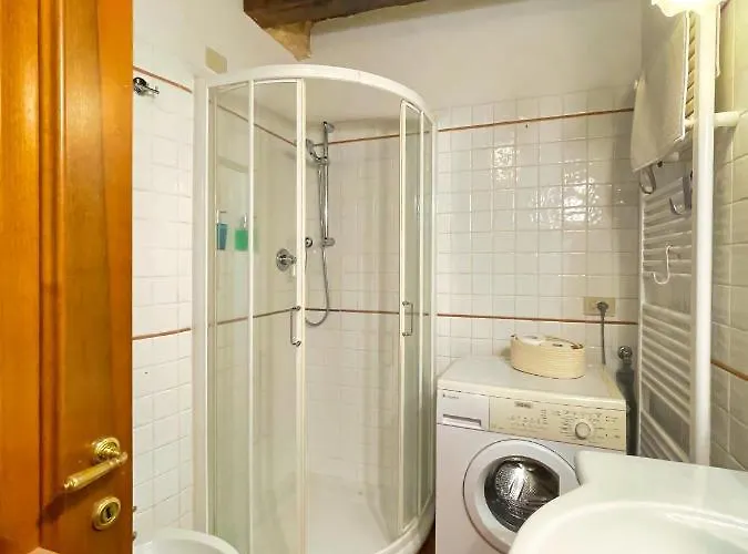 Casa Alleria Cozy By Rialto Bridge Апартаменты